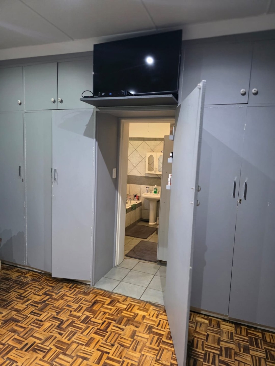 4 Bedroom Property for Sale in Universitas Free State